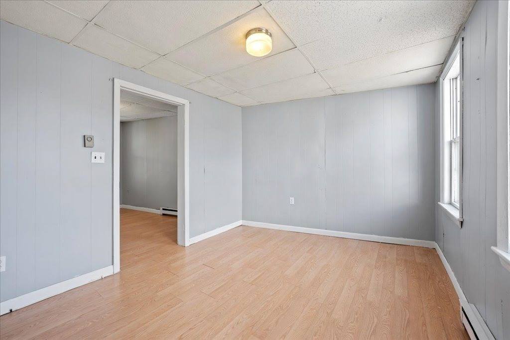 27 Pulaski, Ware, MA 01082