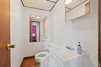27 Pulaski, Ware, MA 01082