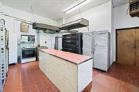 27 Pulaski, Ware, MA 01082