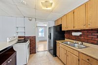 27 Pulaski, Ware, MA 01082