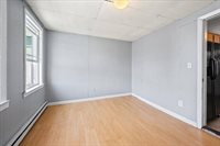 27 Pulaski, Ware, MA 01082