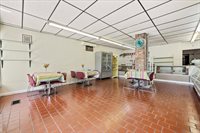 27 Pulaski, Ware, MA 01082