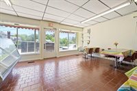 27 Pulaski, Ware, MA 01082