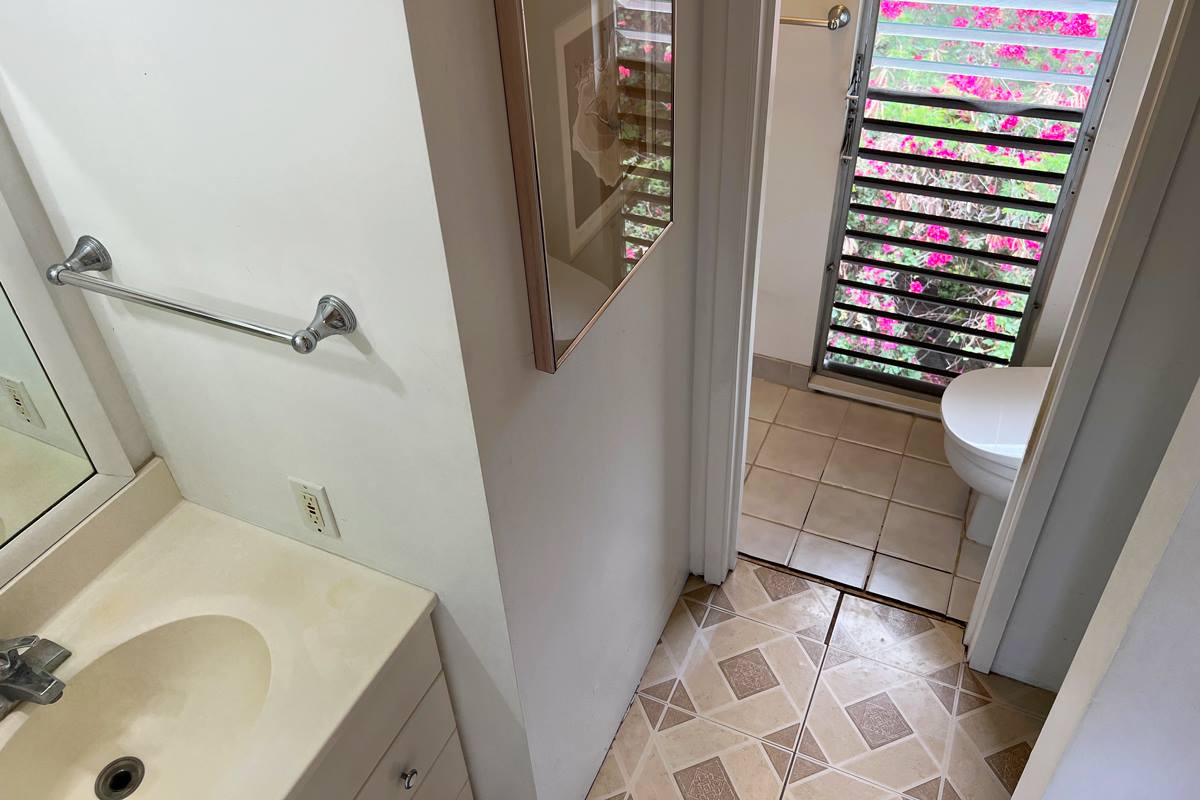 75-5855 Walua Rd, #12, Kailua-Kona, HI 96740