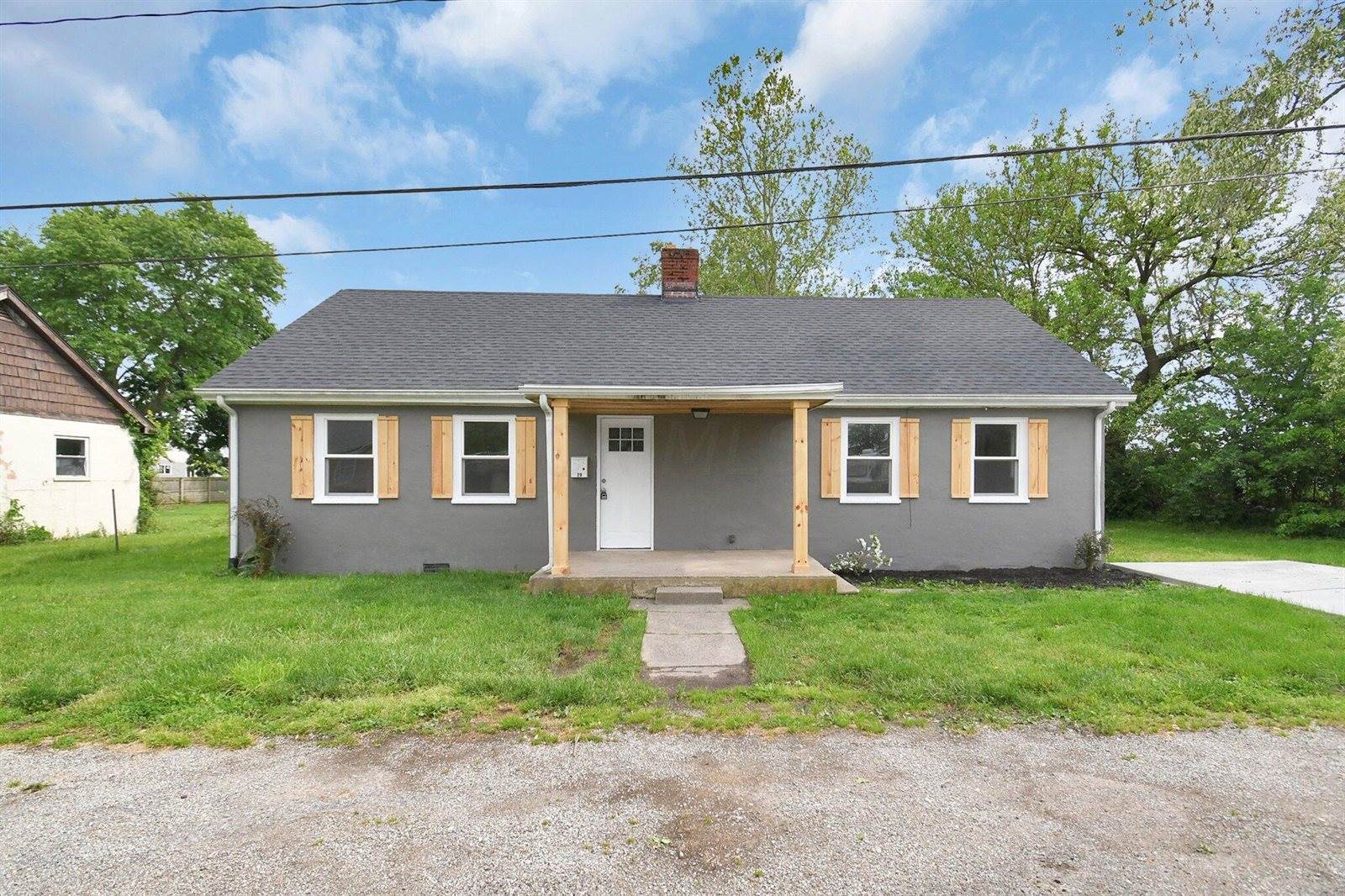 29 South Street, Ashville, OH 43103