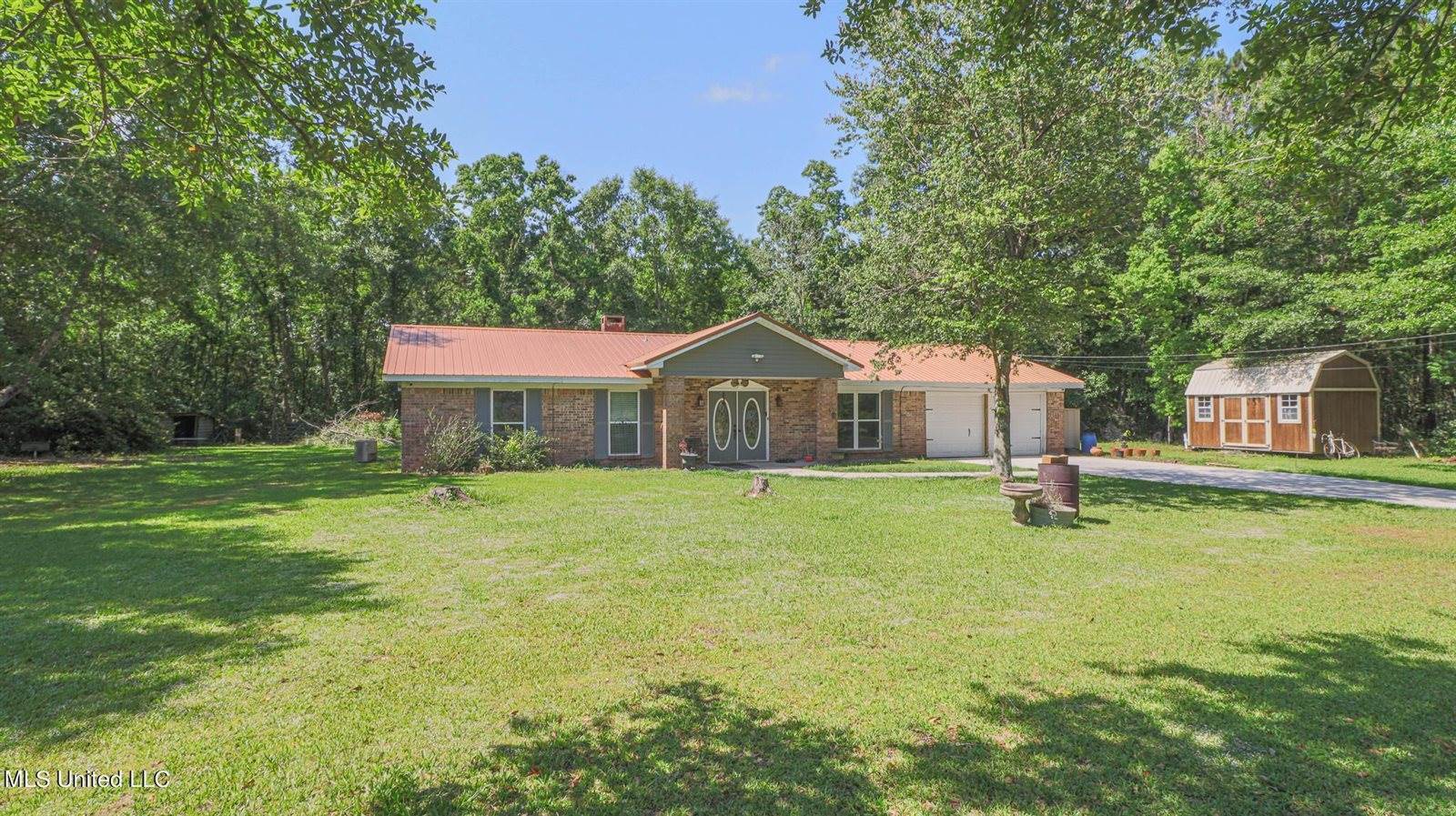 8701 Ricky Drive, Moss Point, MS 39562