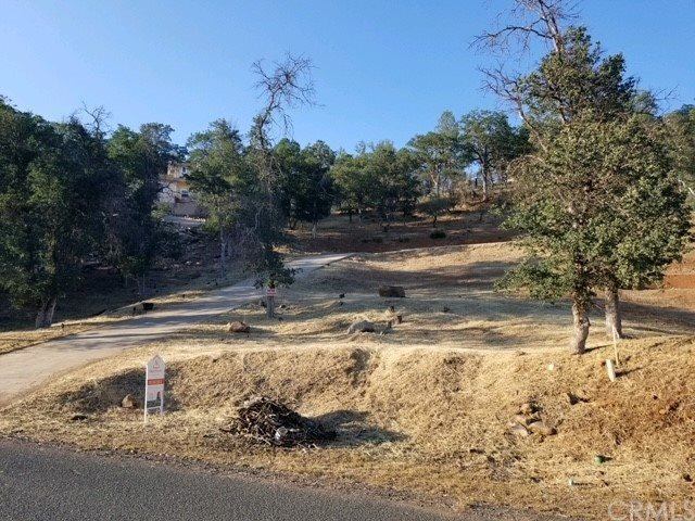 19415 Moon Ridge Rd, Hidden Valley Lake, CA 95467