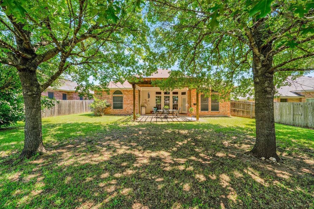 3021 Saddlebrook, Woodway, TX 76712