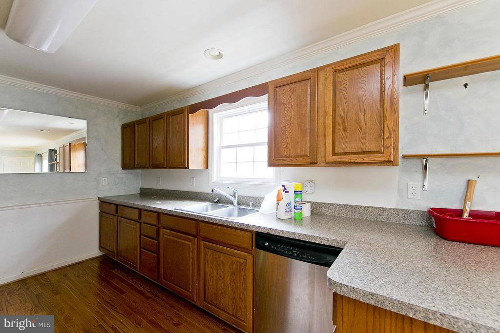 78 Devils River Road, Linden, VA 22642