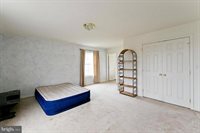 78 Devils River Road, Linden, VA 22642