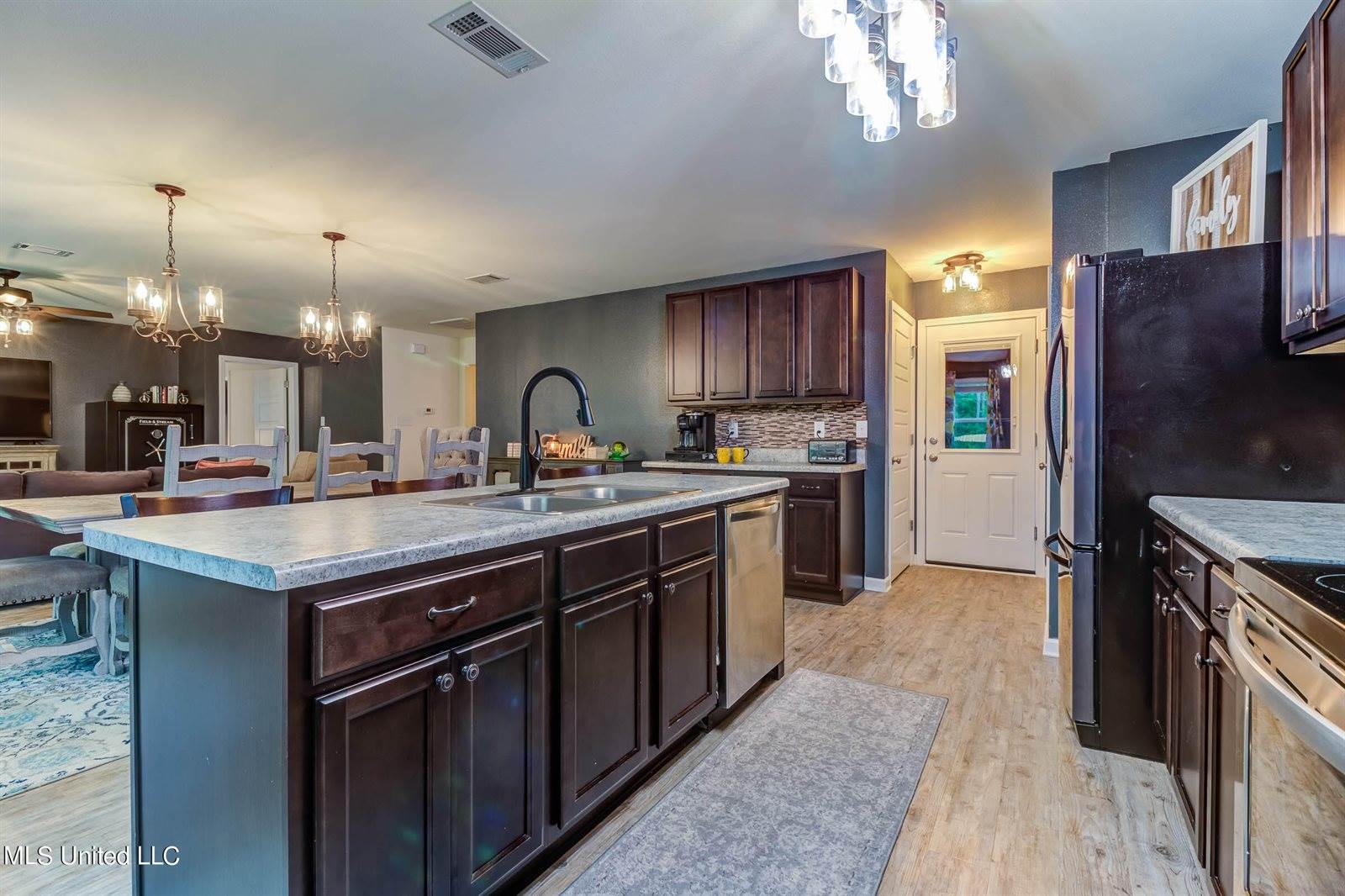 612 Verbena Drive, Long Beach, MS 39560