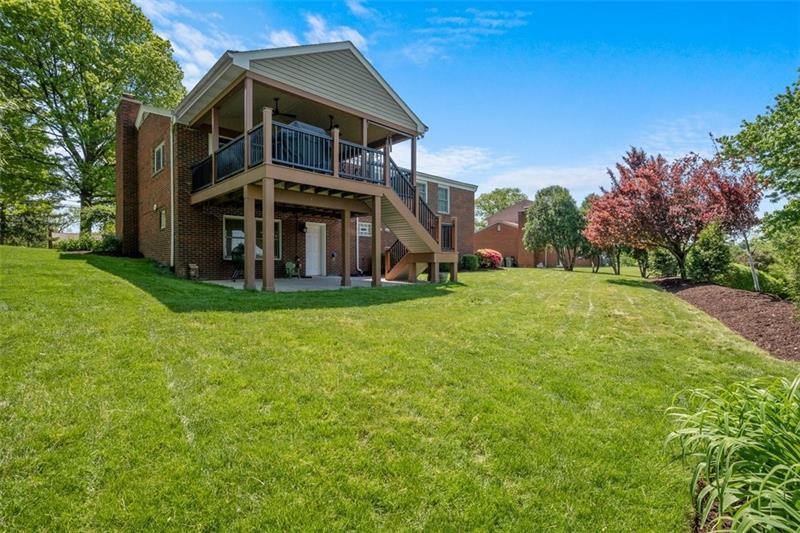 1299 Rolling Meadow Road, Upper Saint Clair, PA 15241