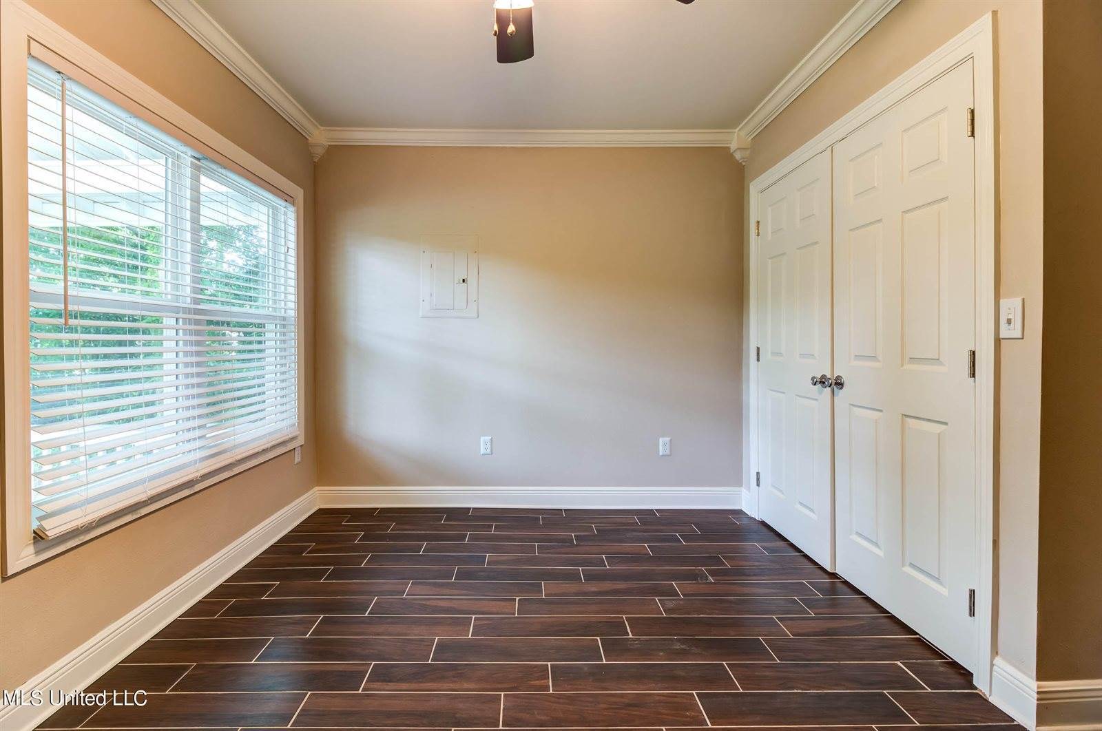 102 S Girard Avenue, Long Beach, MS 39560