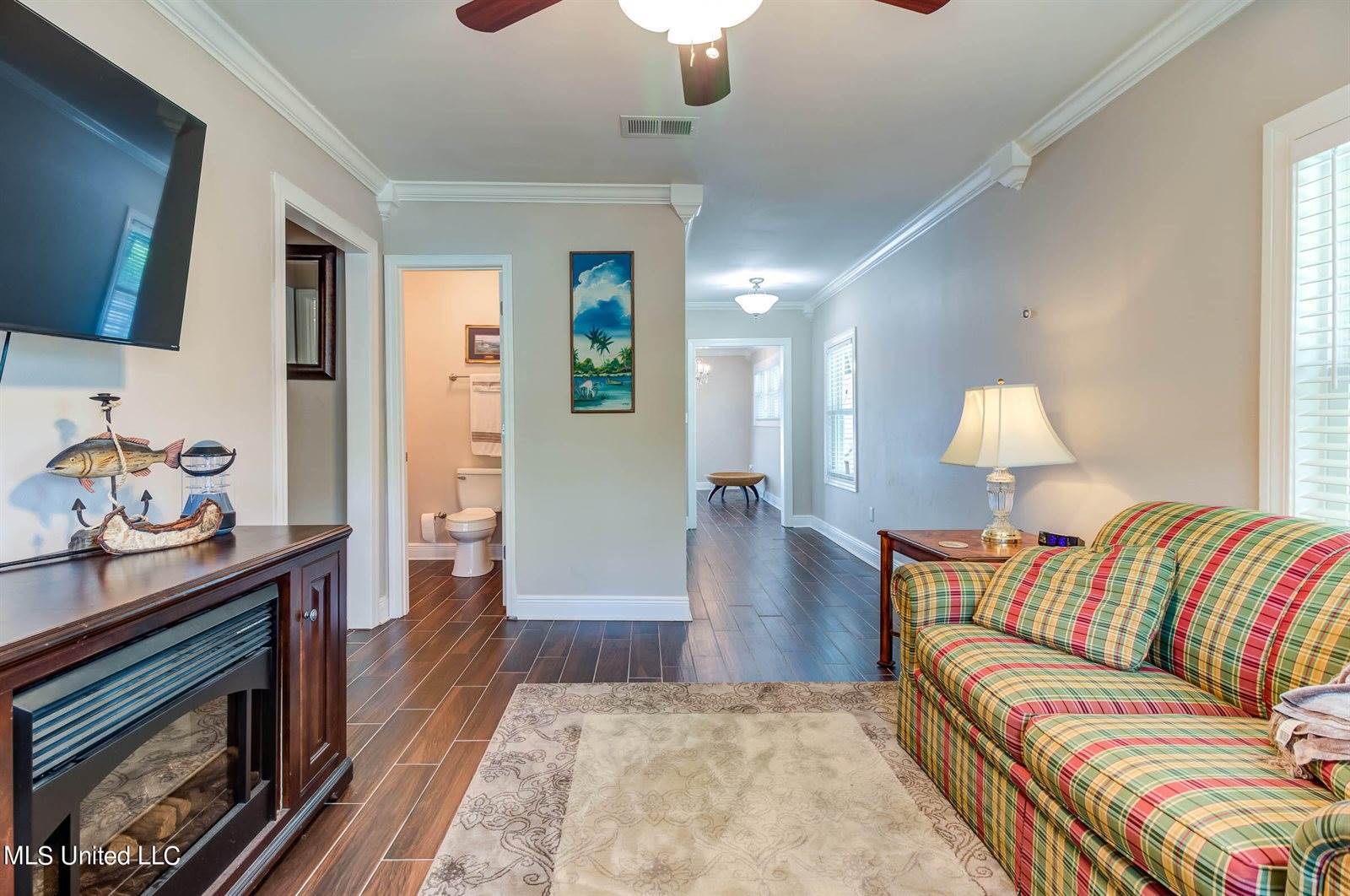 102 S Girard Avenue, Long Beach, MS 39560