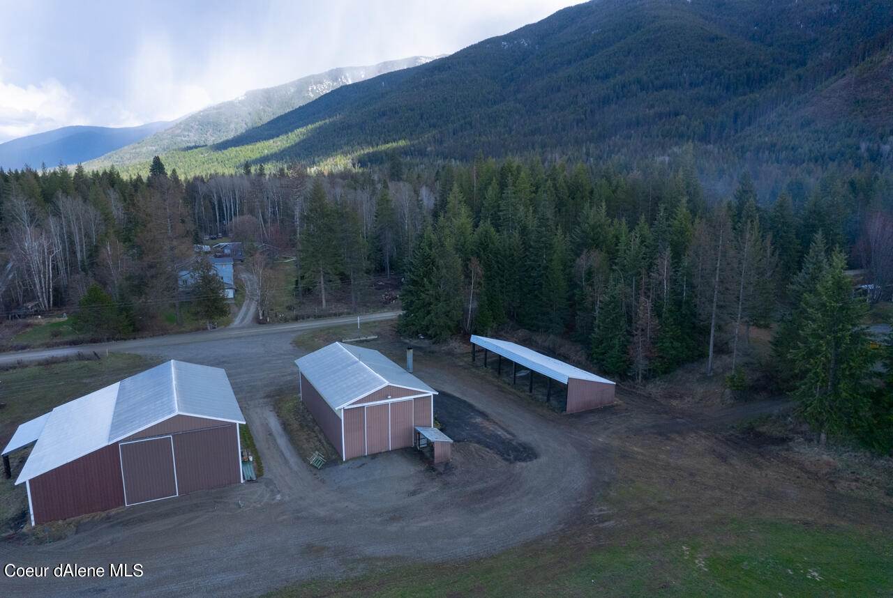 1151 Black Mountain Rd, Bonners Ferry, ID 83805