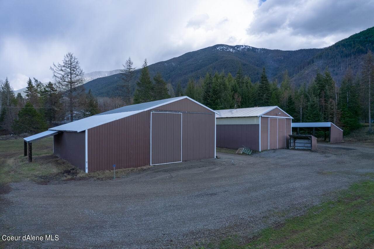 1151 Black Mountain Rd, Bonners Ferry, ID 83805