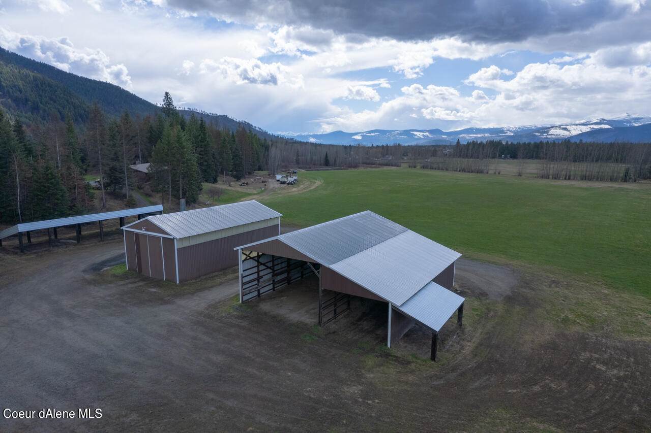 1151 Black Mountain Rd, Bonners Ferry, ID 83805