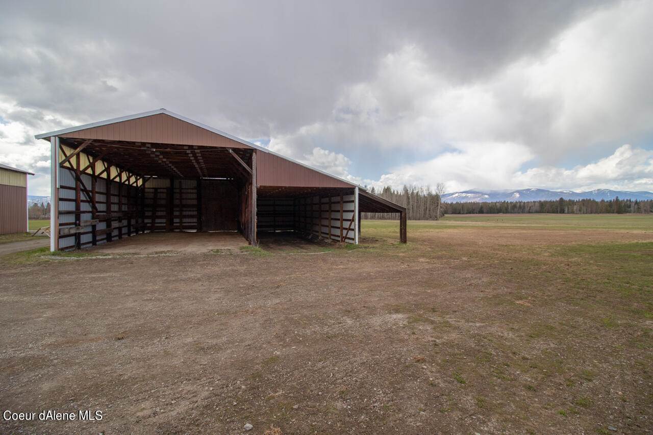 1151 Black Mountain Rd, Bonners Ferry, ID 83805