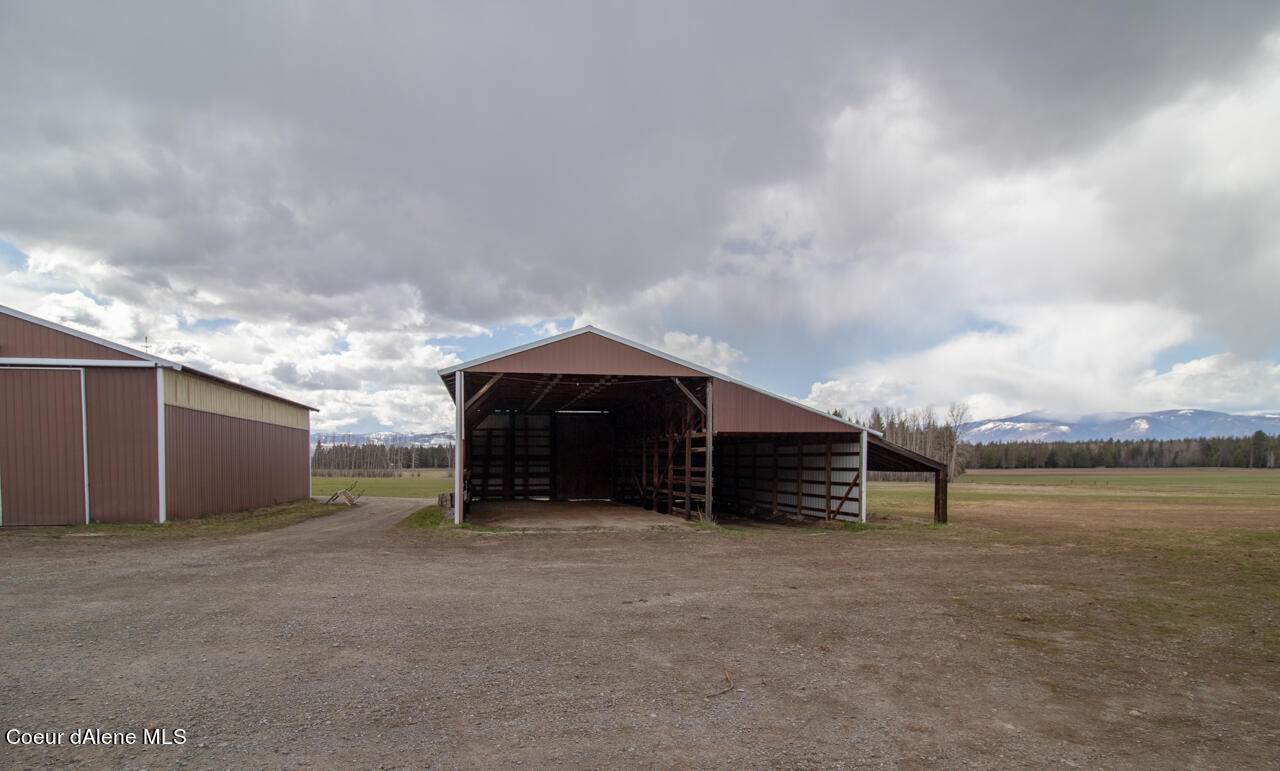 1151 Black Mountain Rd, Bonners Ferry, ID 83805