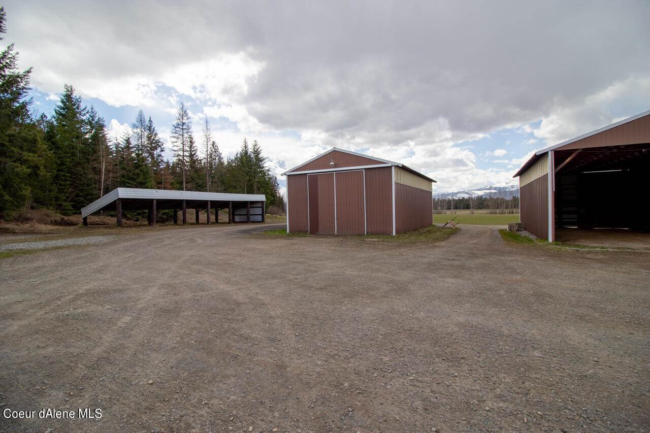 1151 Black Mountain Rd, Bonners Ferry, ID 83805