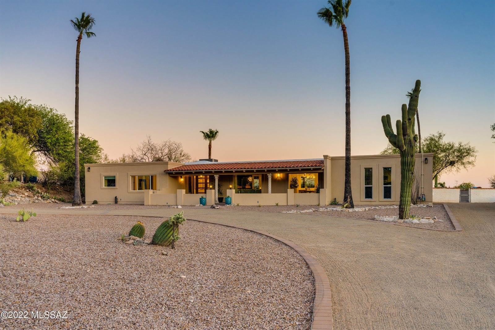 5050 East Placita Salud, Tucson, AZ 85718