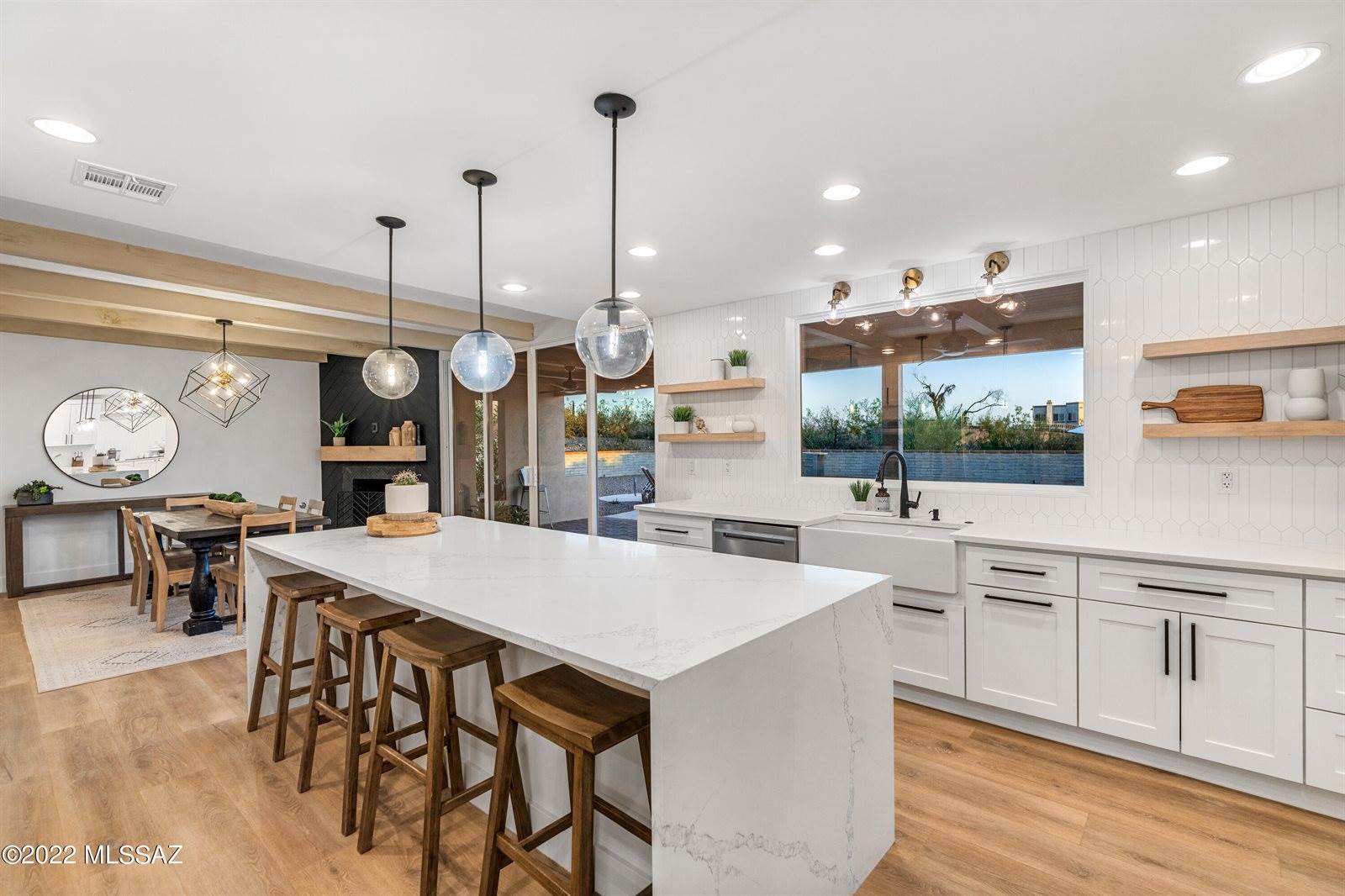 5050 East Placita Salud, Tucson, AZ 85718