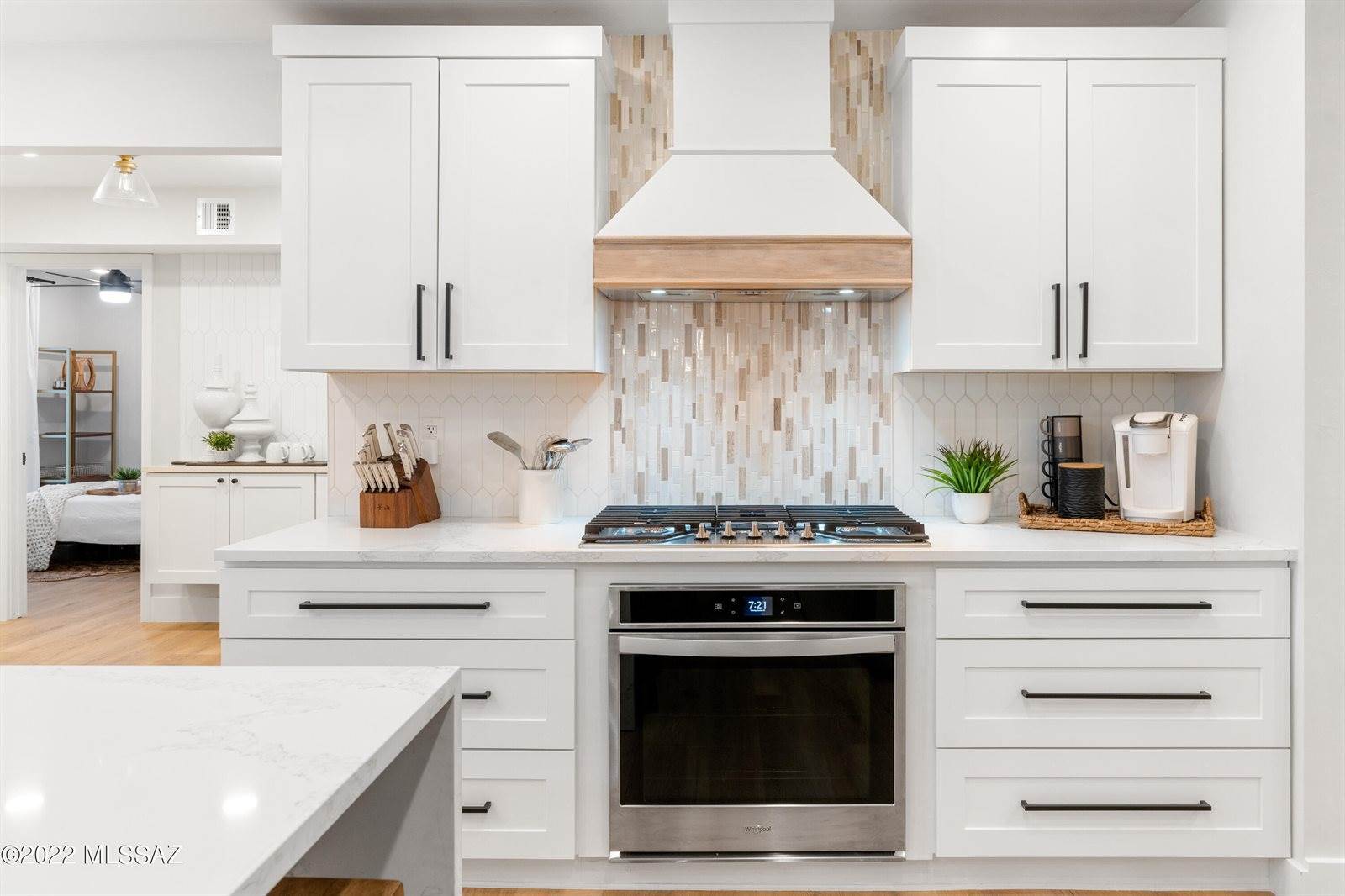 5050 East Placita Salud, Tucson, AZ 85718