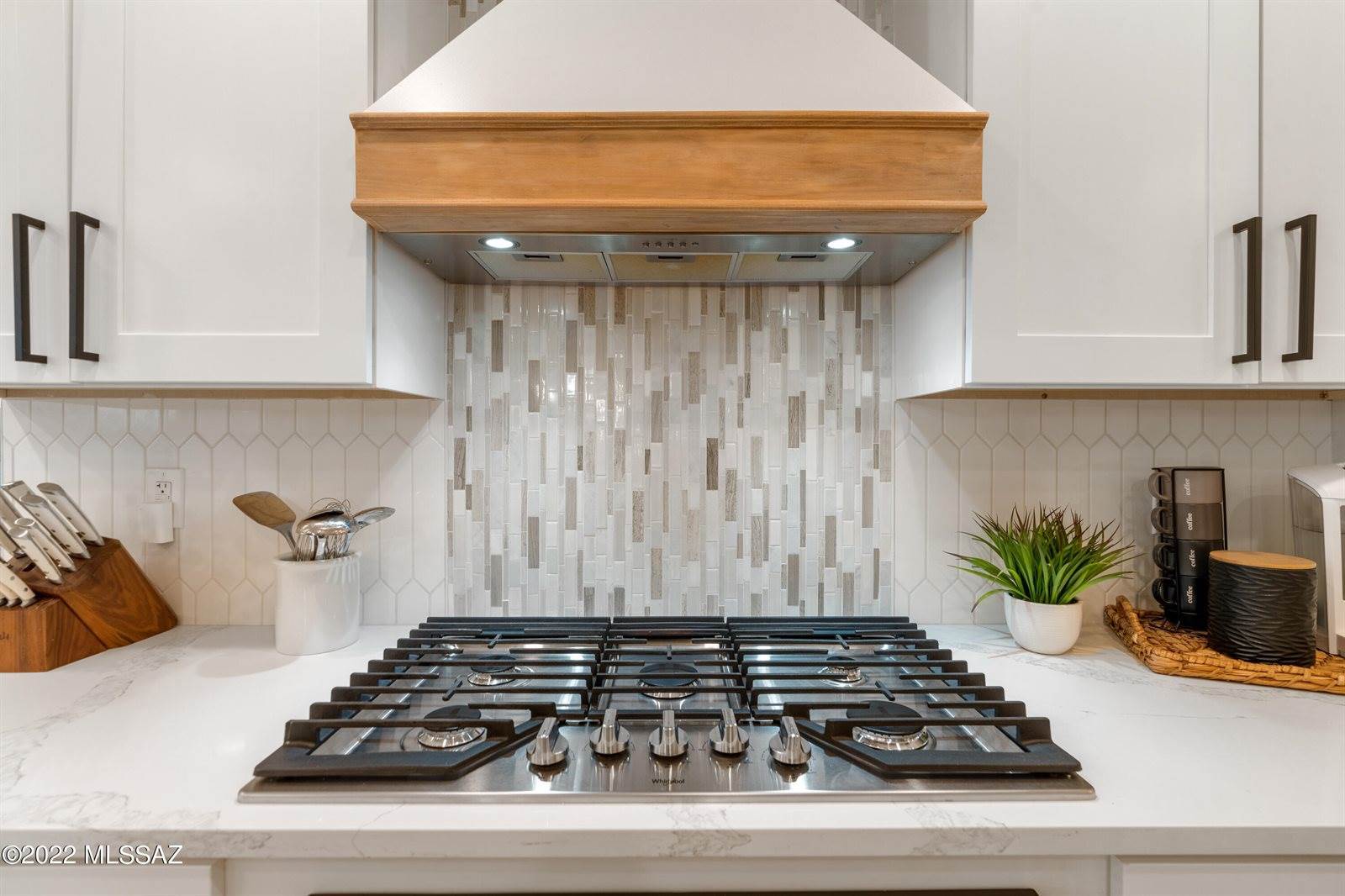 5050 East Placita Salud, Tucson, AZ 85718