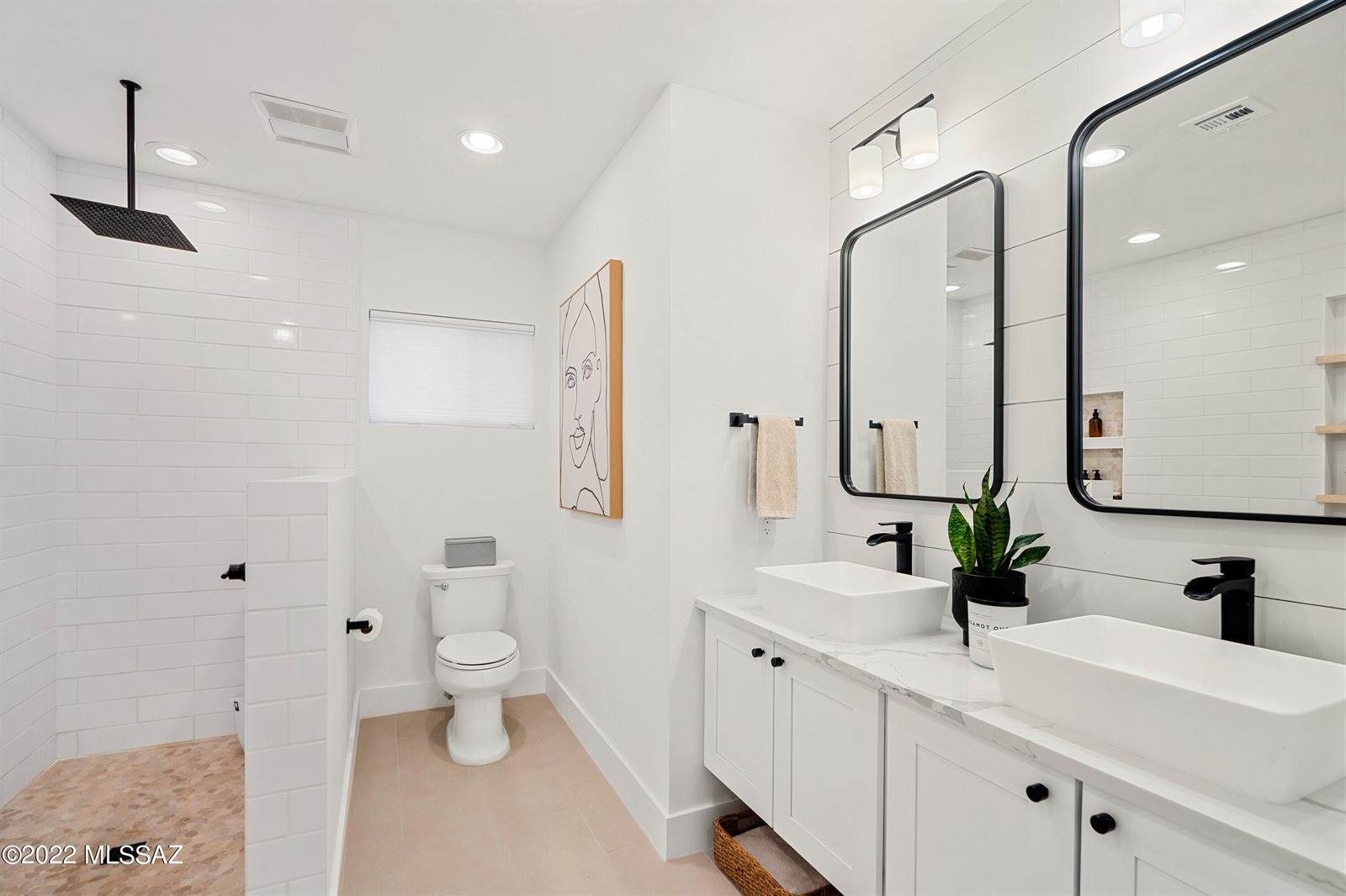 5050 East Placita Salud, Tucson, AZ 85718