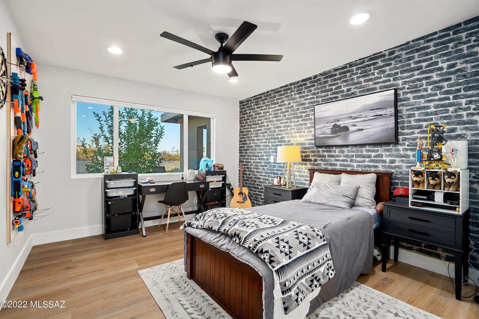 5050 East Placita Salud, Tucson, AZ 85718