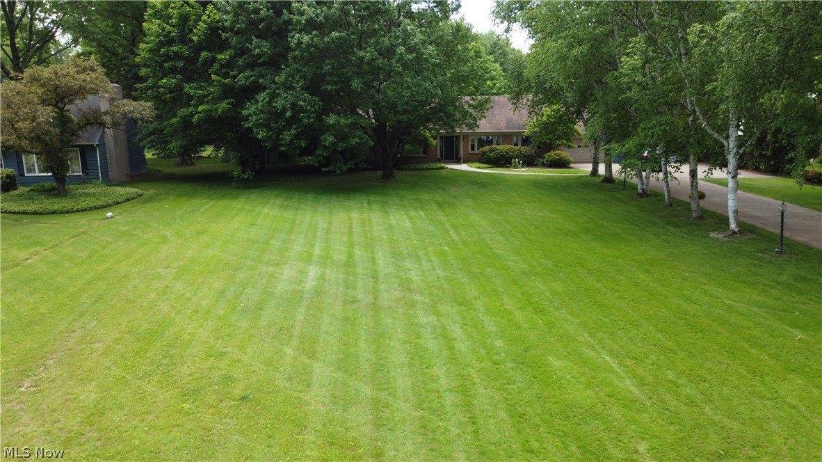 633 Mansell Drive, Youngstown, OH 44505