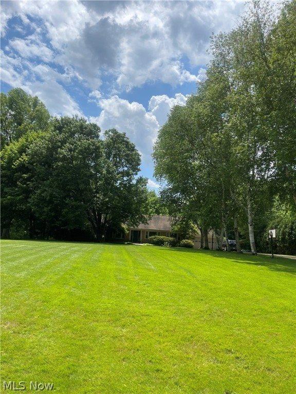 633 Mansell Drive, Youngstown, OH 44505