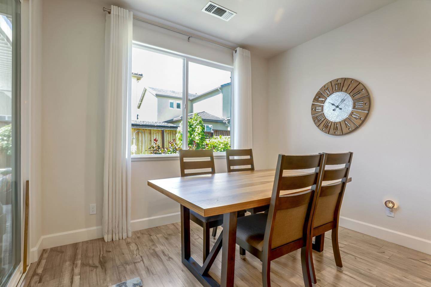 873 Cerrato WAY, Hollister, CA 95023