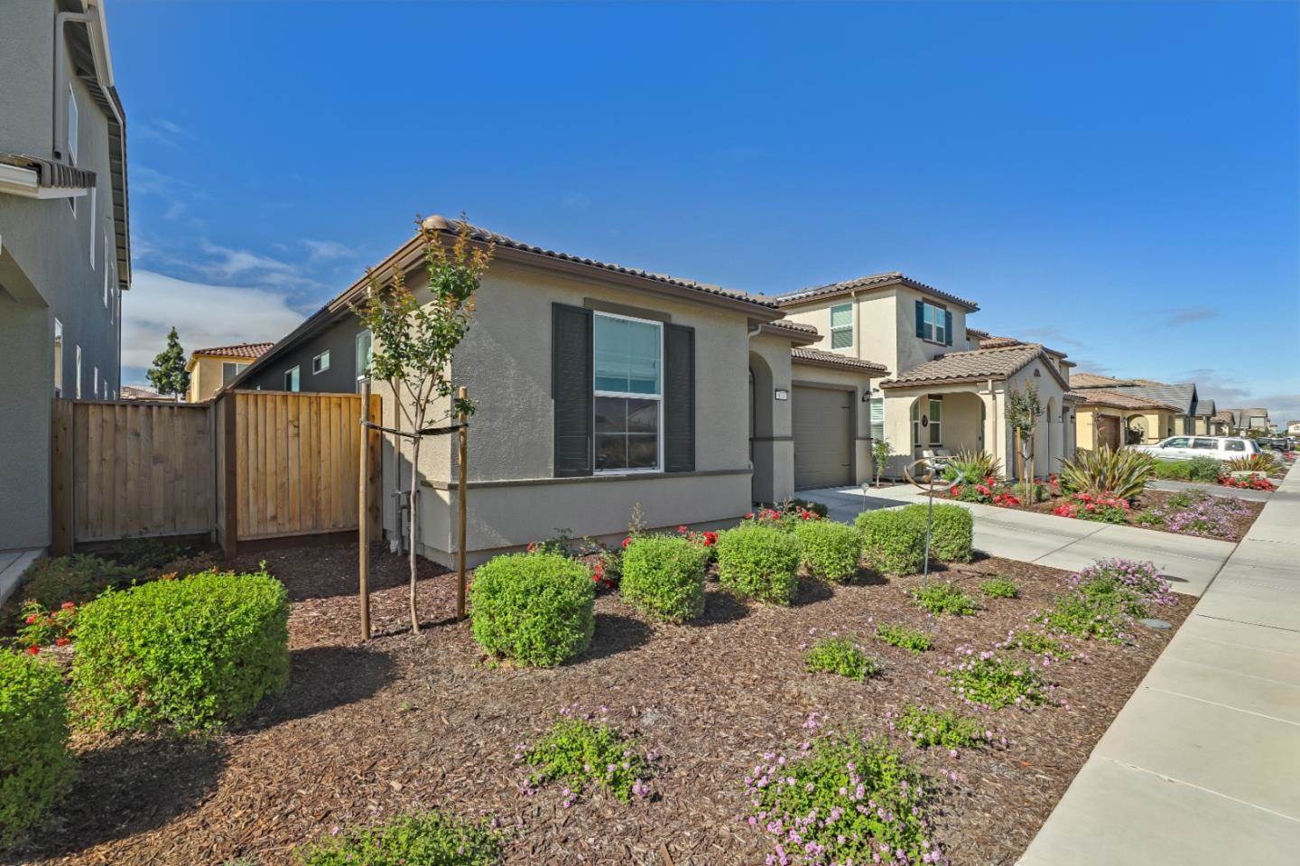 873 Cerrato WAY, Hollister, CA 95023