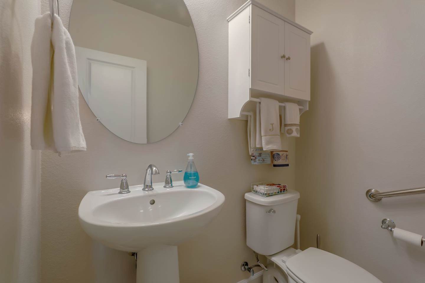 873 Cerrato WAY, Hollister, CA 95023