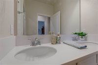 873 Cerrato WAY, Hollister, CA 95023