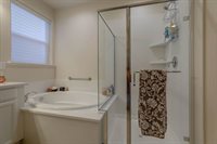 873 Cerrato WAY, Hollister, CA 95023