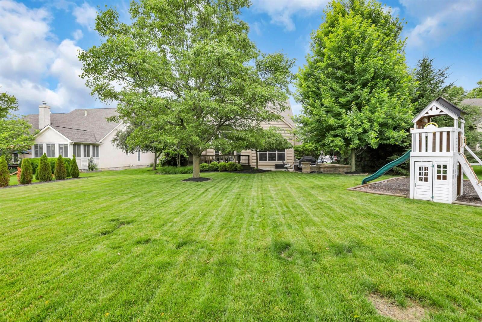 361 Ashmoore Circle West, Powell, OH 43065