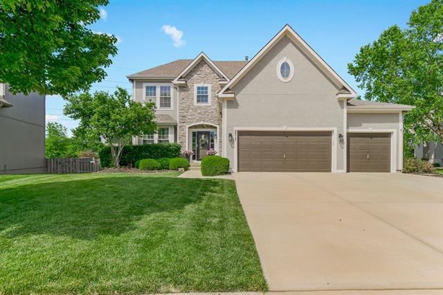 5517 Aminda Street, Shawnee, KS 66226