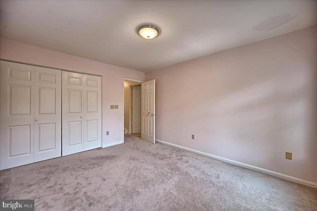 1116 Galway Court, Hummelstown, PA 17036