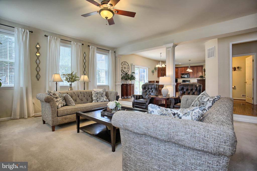 4576 Manor Drive, Mechanicsburg, PA 17055