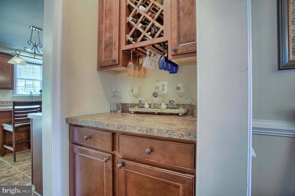 4576 Manor Drive, Mechanicsburg, PA 17055