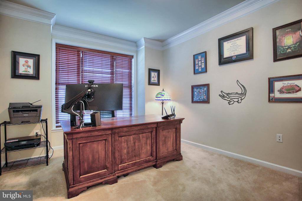 4576 Manor Drive, Mechanicsburg, PA 17055