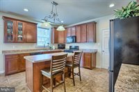 4576 Manor Drive, Mechanicsburg, PA 17055