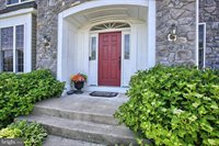 4576 Manor Drive, Mechanicsburg, PA 17055