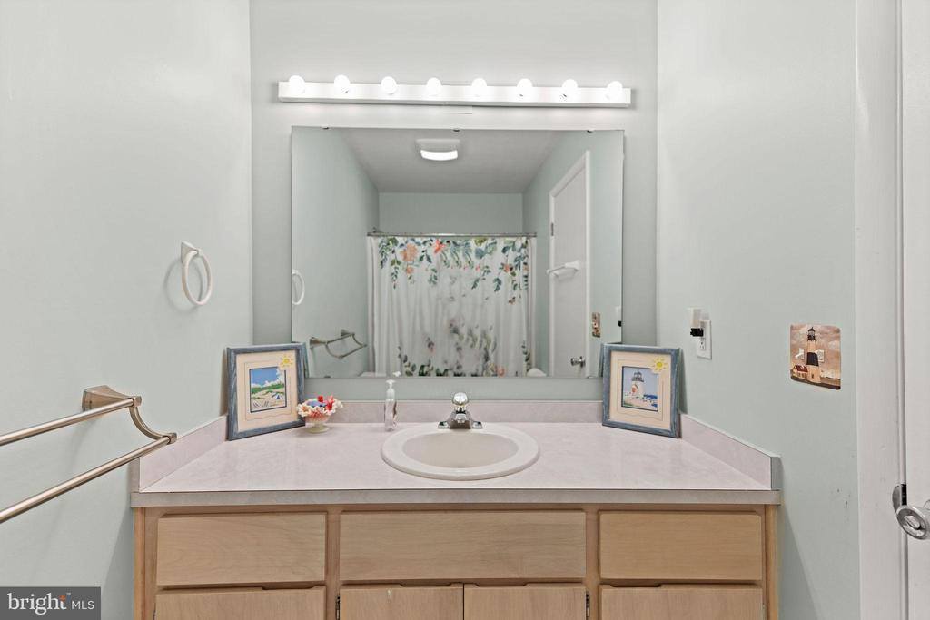 32 Marshall Road, Rehoboth Beach, DE 19971