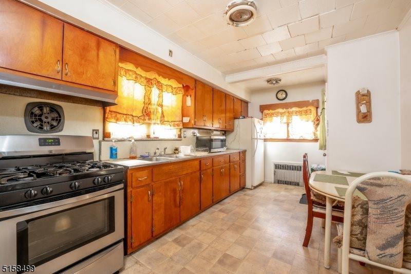 194 Isabella Ave, Irvington Township, NJ 07111