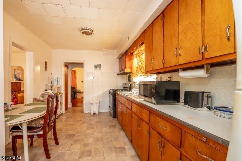 194 Isabella Ave, Irvington Township, NJ 07111