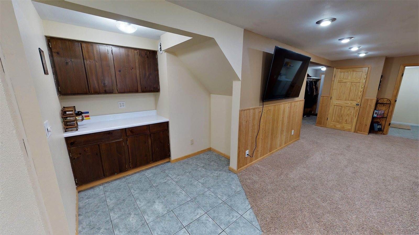 707 Mulberry St, Gays Mills, WI 54631