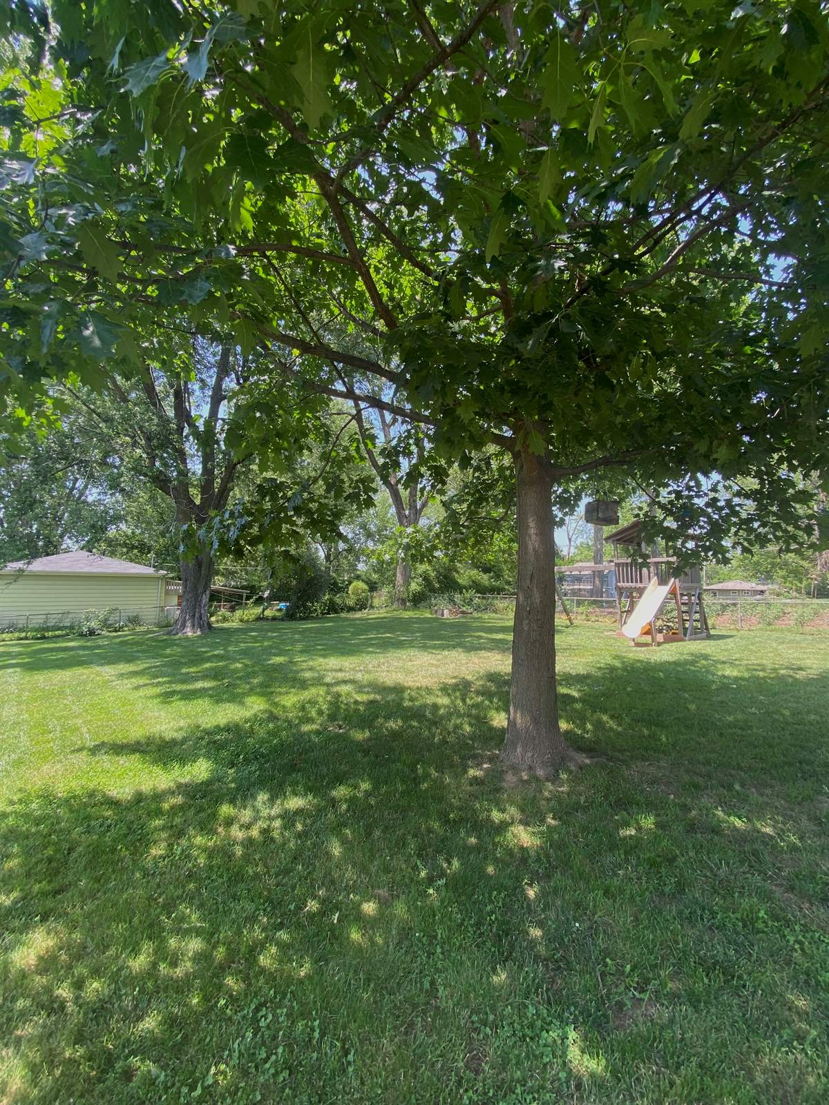 5524 Rosehill Road, Shawnee, KS 66216